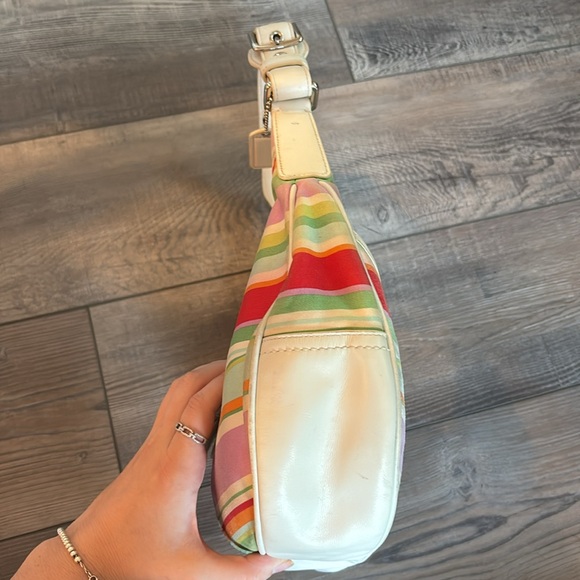 Coach Hampton Multicolor Striped Hobo Shoulder Bag White Leather - Picture 10 of 16